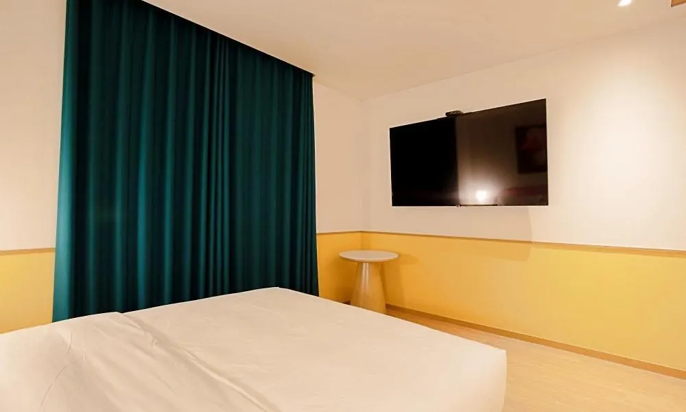 Hotel Ippda Gumdan Incheon 3*,  South Korea
