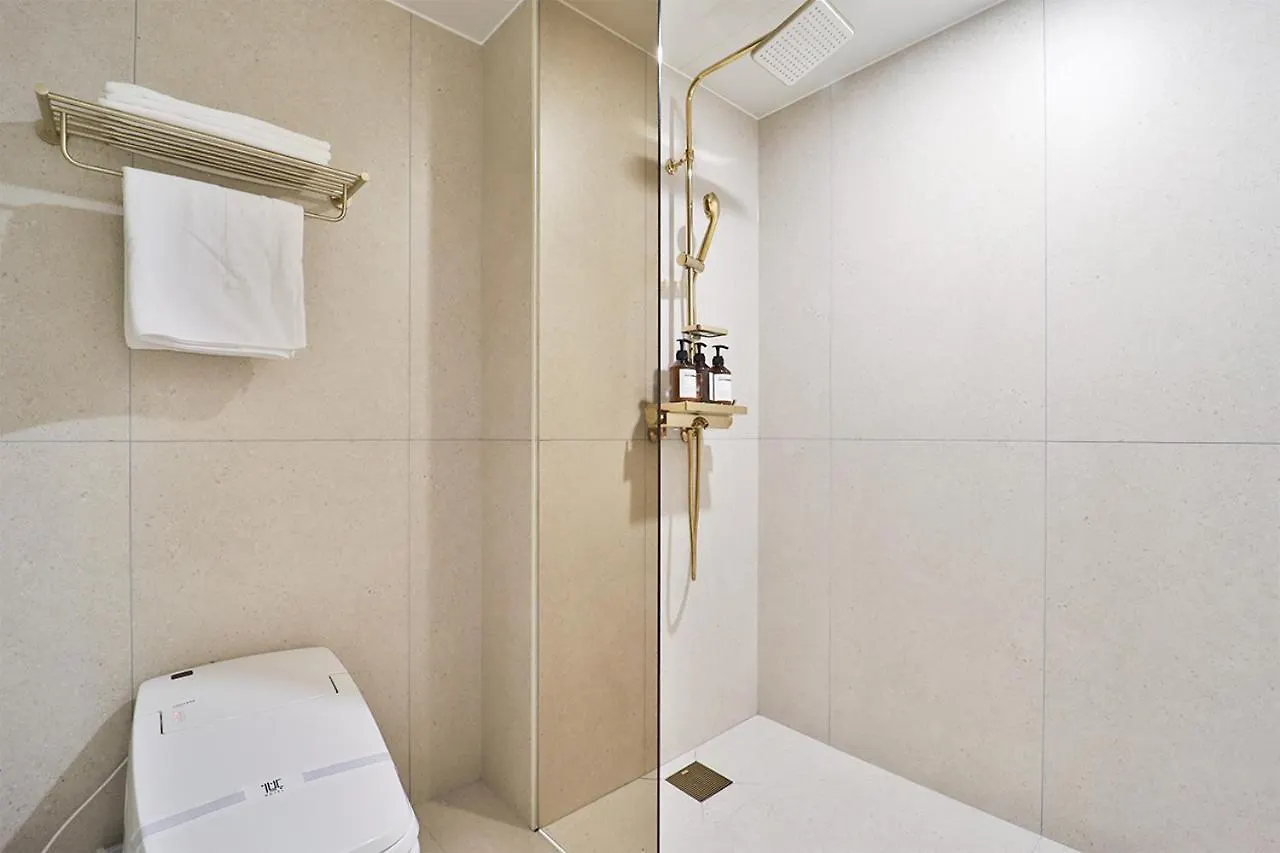 ***  Hotel Ippda Gumdan Incheon South Korea